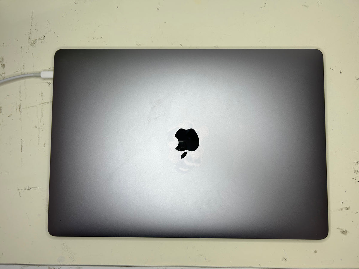 MacBook Pro (2018) [15,4", Touch Bar, Intel Core i9 2,9GHz, 32GB RAM, 512GB SSD, Intel UHD Graphics 630, macOS] grigio