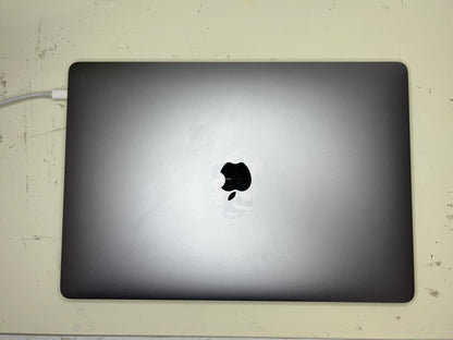 MacBook Pro (2018) [15,4", Touch Bar, Intel Core i9 2,9GHz, 32GB RAM, 512GB SSD, Intel UHD Graphics 630, macOS] grigio