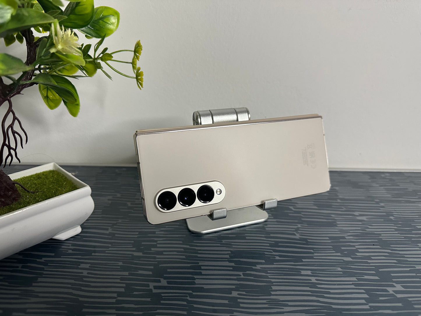 Samsung Galaxy Z Fold 4 5G 512GB 12GB RAM - Argento