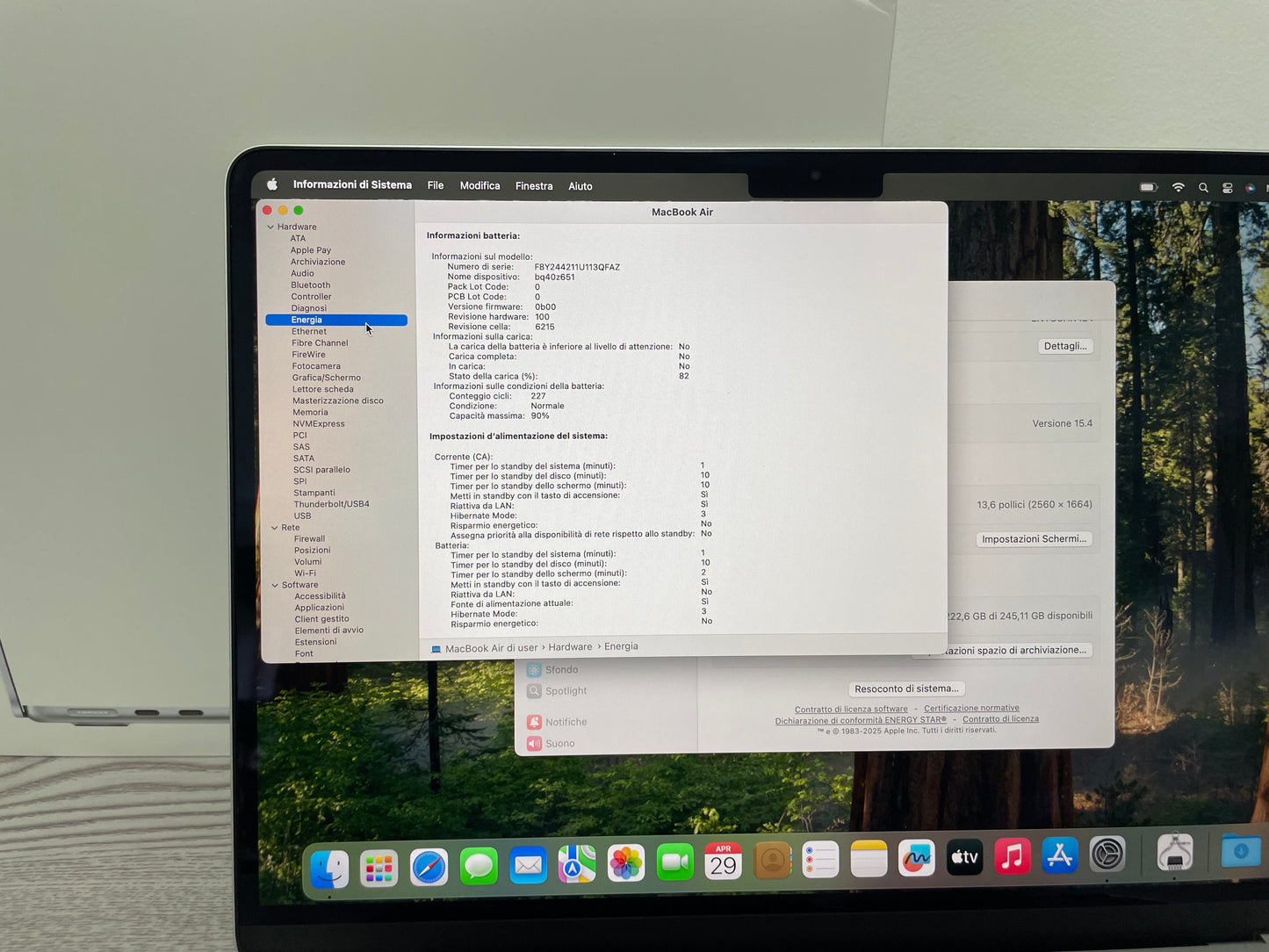 MacBook Air (2022) [13,6'', Liquid Retina, M2 8-Core 3,2GHz, 8GB RAM, 256GB SSD, 8-Core GPU, macOS] Argento