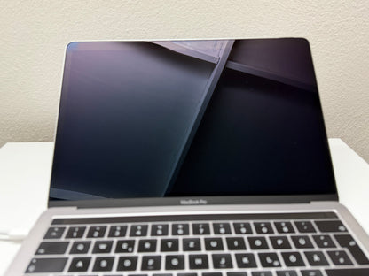 MacBook Pro (2018) [13,3", Touch Bar, Intel Core i5 2,3GHz, 16GB RAM, 512GB SSD, Intel Iris Plus Graphics 655, macOS] argento