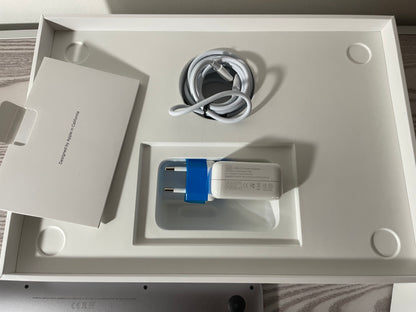 MacBook Air (2020) [13,3", Intel Core i5 1,1GHz, 16GB RAM, 256GB SSD, Intel Iris Plus Graphics 1536, macOS] argento