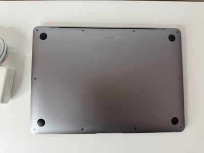 MacBook Air M1 (2020) [13,3", Retina, Apple M1, 16GB RAM, 256GB SSD, Apple 7 Core, macOS] argento