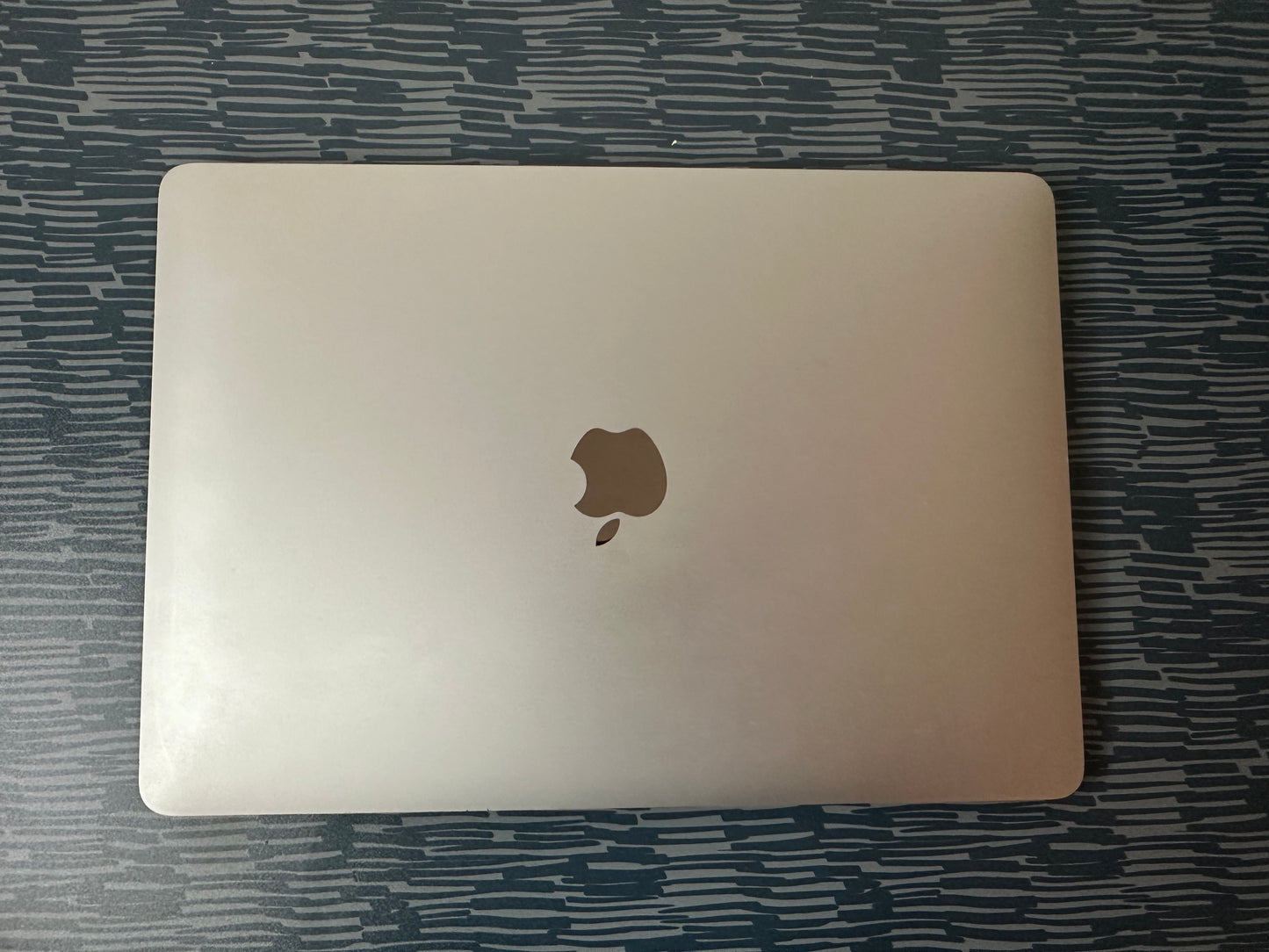 MacBook Air (2018) [13,3", Retina, Intel Core i5 6GHz, 8GB RAM, 256GB SSD, Intel UHD Graphics 617, macOS] argento