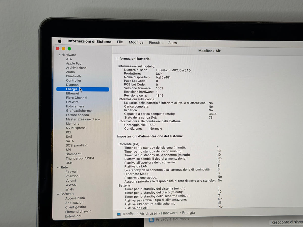MacBook Air (2019) [13,3", Retina, Intel Core i5 1,6GHz, 8GB RAM, 128GB SSD, Intel UHD Graphics 617, macOS] Grigio