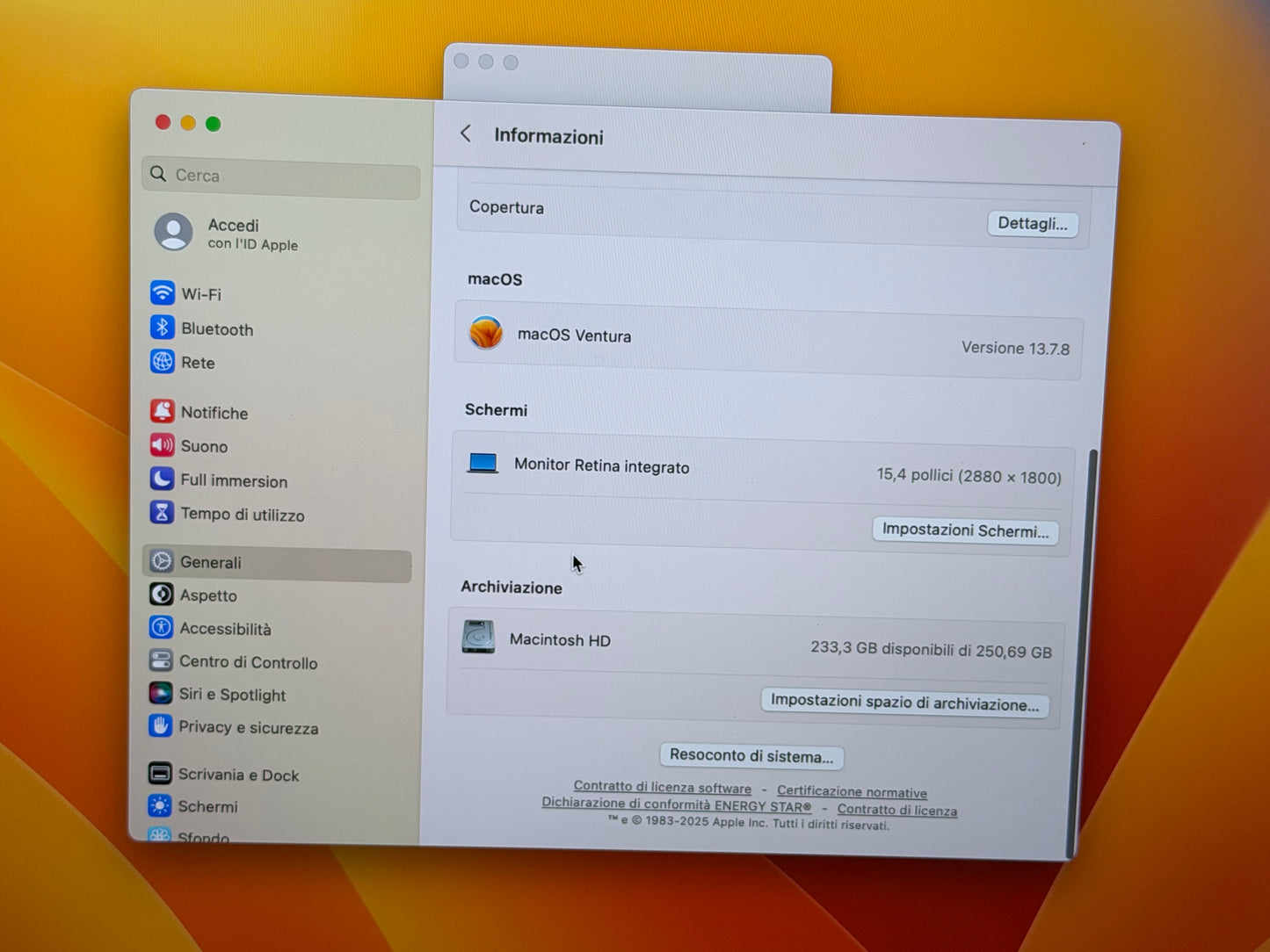 MacBook Pro (2017) [15,4", Touch Bar, Intel Core i7 2,8GHz, 16GB RAM, 256GB SSD, Intel HD Graphics 630 + AMD Radeon Pro 555, macOS] grigio