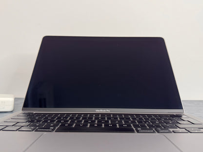 MacBook Pro (2020) [13,3", Touch Bar, Intel Core i5 1,4GHz, 8GB RAM, 256GB SSD, Intel Iris Plus Graphics645, macOS] argento