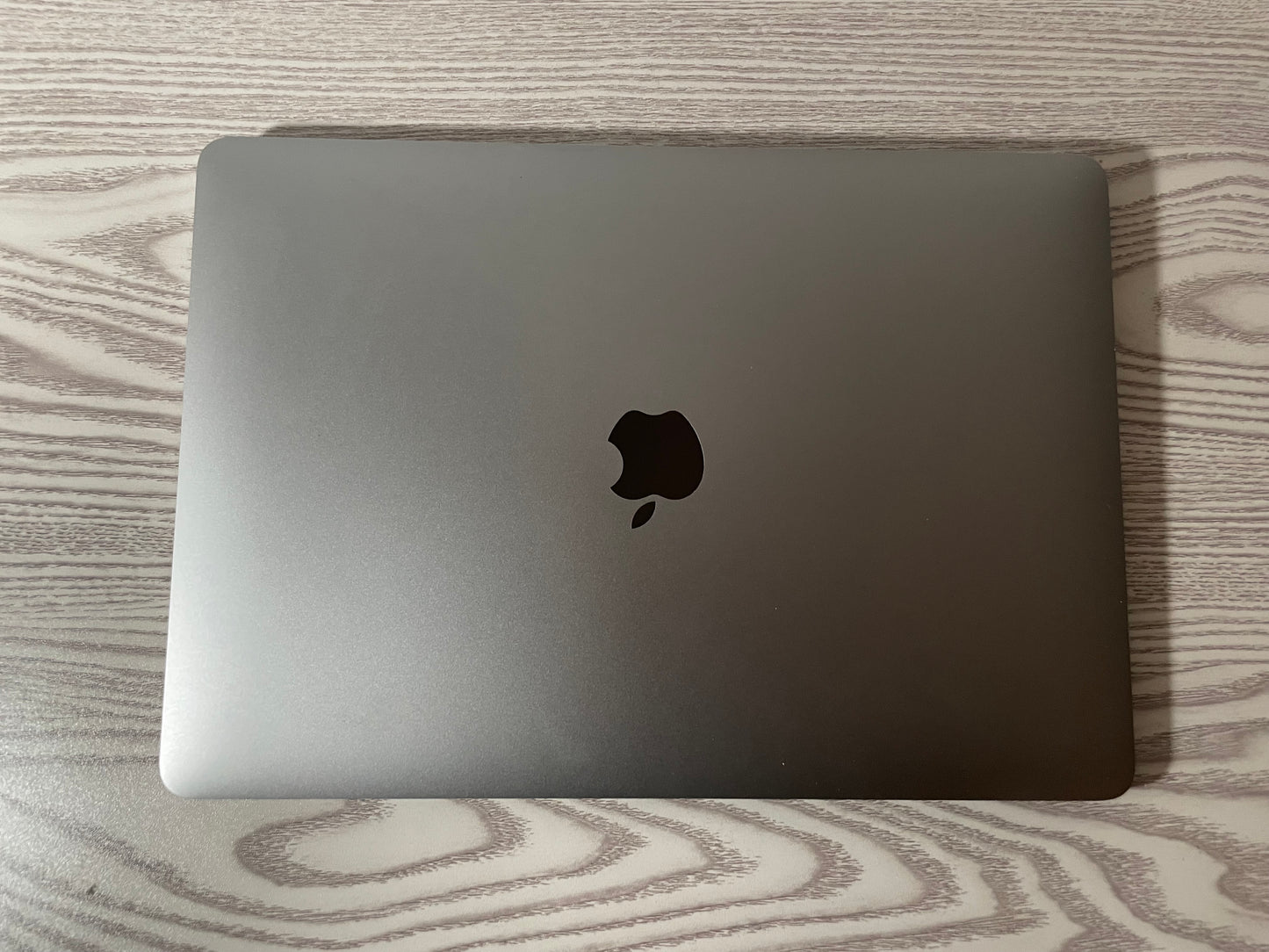 MacBook Air (2020) [13,3", Intel Core i5 1,1GHz, 16GB RAM, 256GB SSD, Intel Iris Plus Graphics 1536, macOS] argento