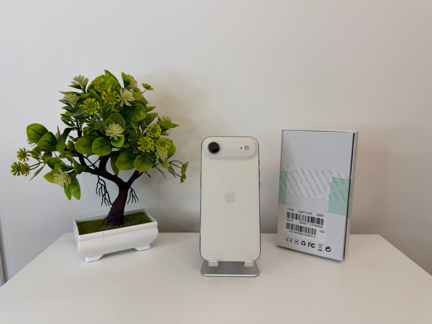 iPhone 17 Air 256GB (Dual e-Sim) Oro Chiaro