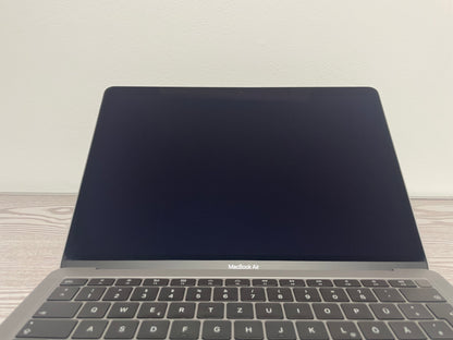 MacBook Air (2019) [13", Intel Core i5 1.6GHz, 8GB RAM, 512GB SSD, Intel HD Graphics 617, macOS] Argento