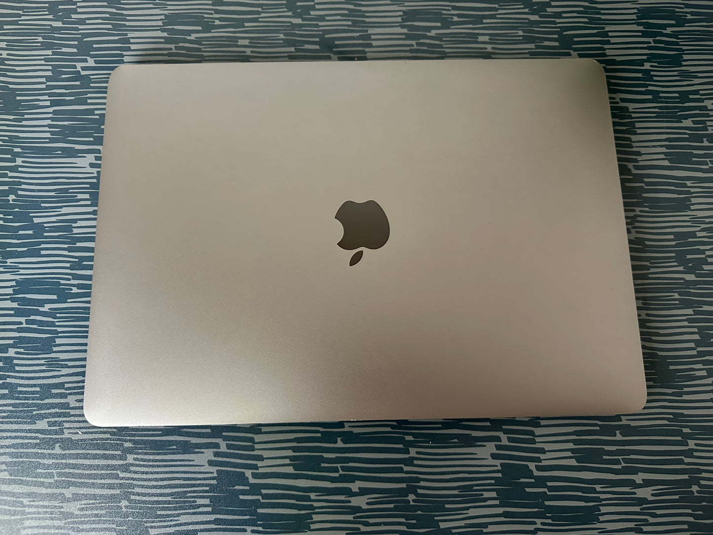 MacBook Pro (2019) [13,3", Touch Bar, Intel Core i5 1,4GHz, 8GB RAM, 256GB SSD, Intel Iris Plus Graphics 645, Mac OS X] Grigio