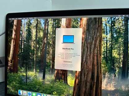 MacBook Pro (2019) [15,4", Retina, Touch Bar, Intel Core i7 2,6GHz, 16GB RAM, 512GB SSD, Intel UHD Graphics 630, AMD Radeon Pro 555X, Mac OS X] grigio