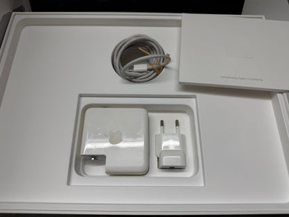 MacBook Pro (2017) [13,3", Intel Core i5 3,1GHz 16GB RAM, 256GB SSD, Intel Iris Plus Graphics 640, macOS] Grigio