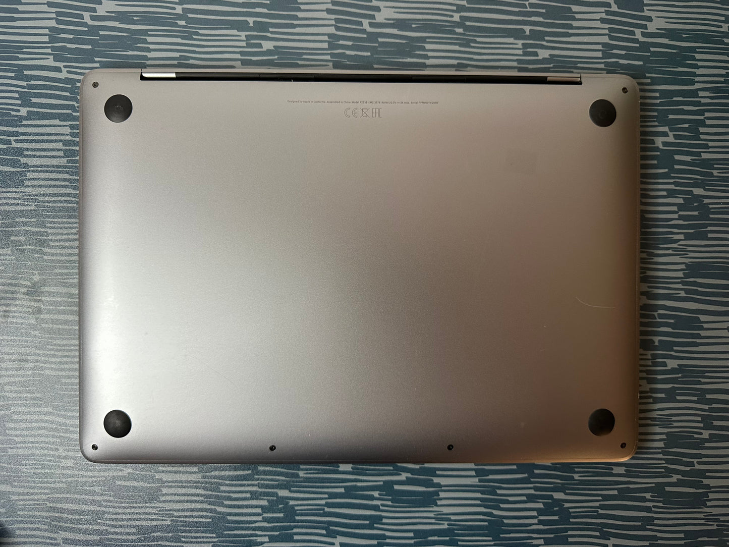 MacBook Pro (2020) M1 [13,3", Touch Bar, Apple M1 3,2GHz, 16GB RAM, 256GB SSD, Apple 8-Core, macOS] grigio