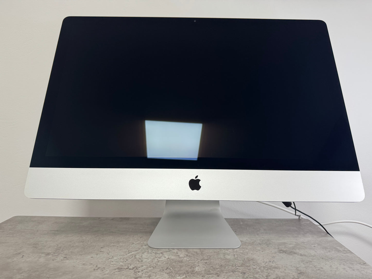iMac (2017) [27", 5K Retina, Intel Core i5 3.8GHz, 64GB RAM, 2TB SSD, AMD Radeon PR0 580 8GB, macOS] argento