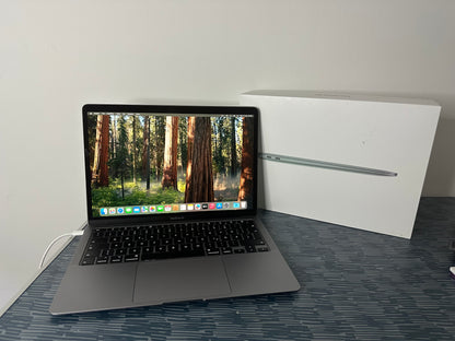MacBook Air (2020) [13,3", Retina, Intel Core i3 1,1GHz, 8GB RAM, 256GB SSD, Intel Iris Plus Graphics, macOS] grigio