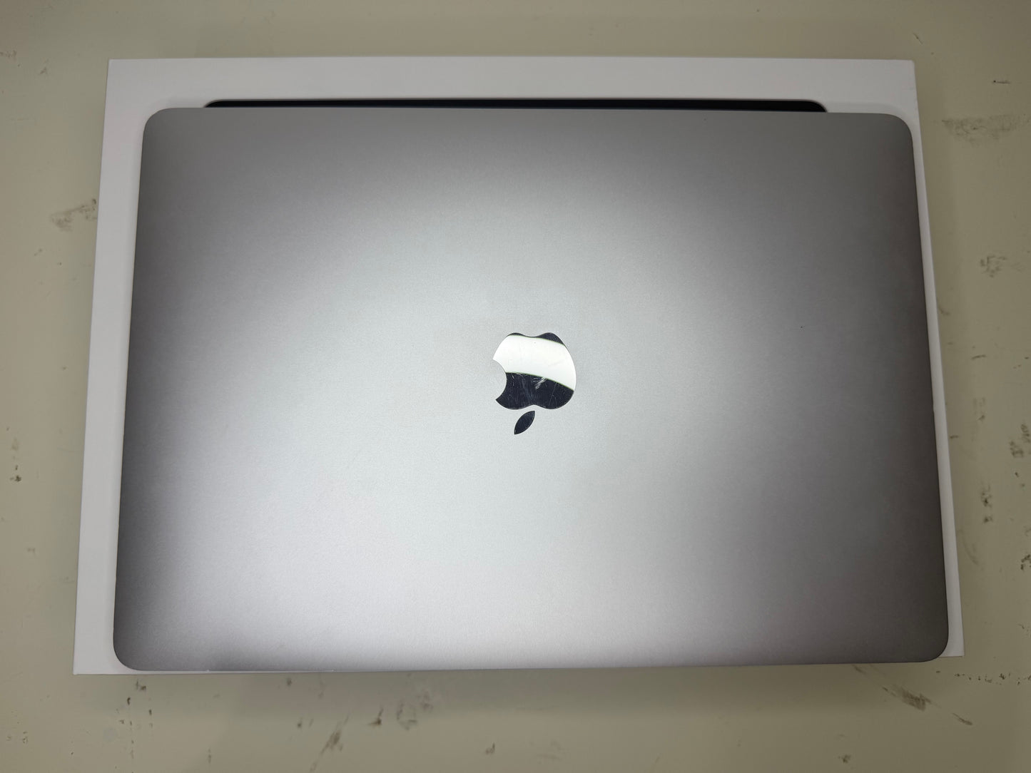 MacBook Pro (2020) M1 [13,3", Touch Bar, Apple M1 3,2GHz, 8GB RAM, 512GB SSD, Apple 8 Core, macOS] Grigio