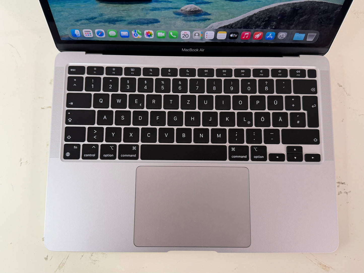 MacBook Air M1 (Late 2020) [13,3", Retina, Apple M1, 8GB RAM, 256GB SSD, Apple 7 Core, macOS] Grigio