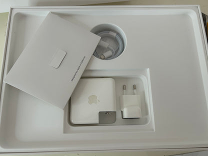 MacBook Pro (2019) [13,3", Touch Bar, Intel Core i5 1,4GHz, 16GB RAM, 256GB SSD, Intel Iris Plus Graphics 645, Mac OS X] Grigio