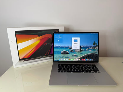 MacBook Pro (2019) [16", Touch Bar, Intel Core i7 2, 6GHz, 16GB RAM, 512GB SSD, Intel UHD Graphics 630 + AMD Radeon Pro 5300M, Mac OS] argento