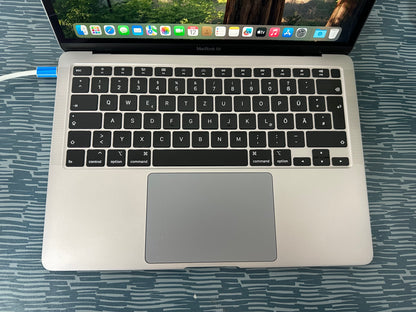 MacBook Air (2020) [13,3", Retina, Intel Core i5 1,1GHz, 8GB RAM, 256GB SSD, Intel Iris Plus Graphics, macOS] grigio