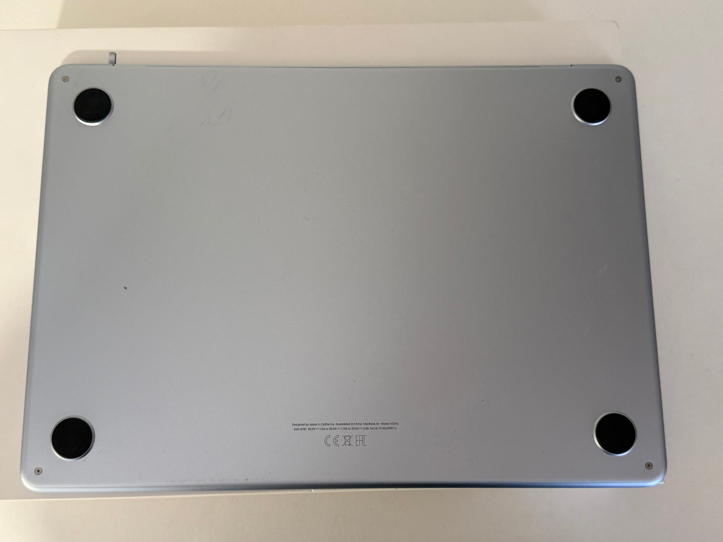 MacBook Air (2025) [13,6'', M4 8-Core, 16GB RAM, 256GB SSD, 8-Core GPU, macOS] argento