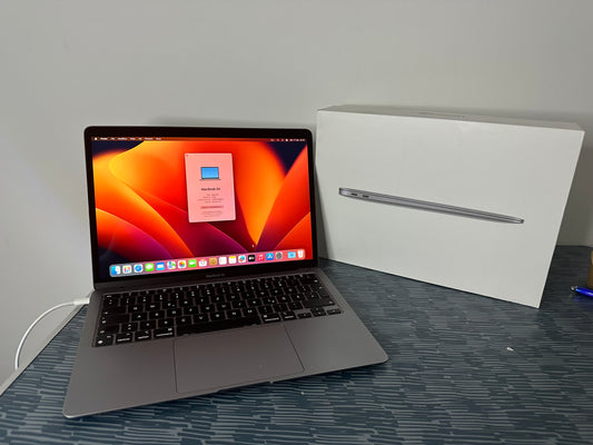 MacBook Air M1 (Late 2020) [13,3", Retina, Apple M1, 8GB RAM, 256GB SSD, Apple 7 Core, macOS] Grigio
