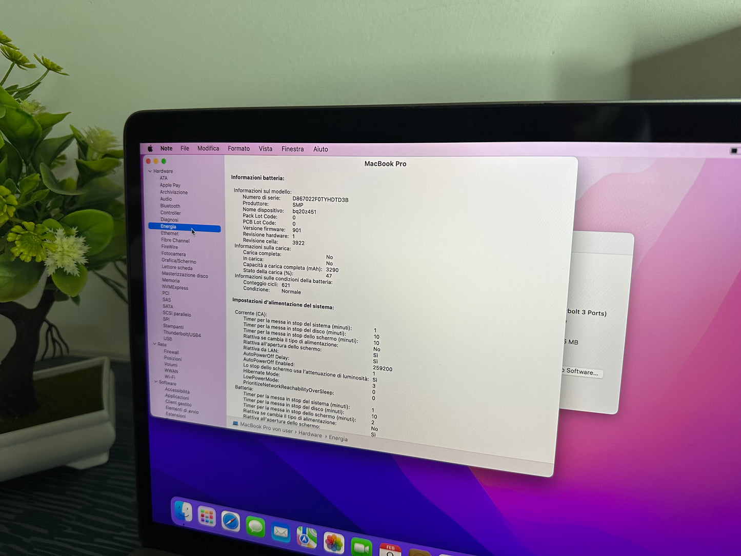 MacBook Pro (Late 2016) [13,3", Touch Bar, Intel Core i5 2,9GHz, 8GB RAM, 256GB SSD, Intel Iris Graphics 550, macOS] Grigio