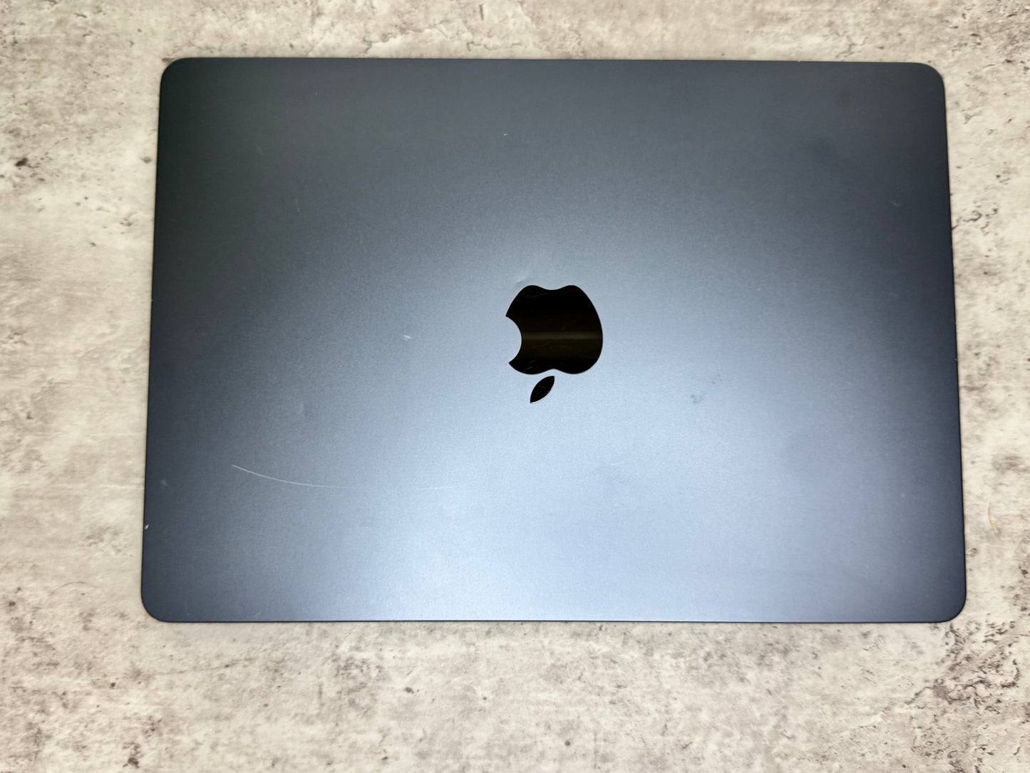 MacBook Air (2022) [13,6" Retina, M2 8 Core 3,2GHz, 16GB RAM, 1TB SSD, 8-CoreGPU, macOS] mezzanotte