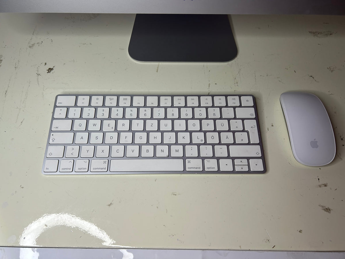iMac (Mid 2017) [21,5'', 4K, Retina, Intel Core i5 3,4GHz, 16GB RAM, 1TB Fusion Drive, AMD Radeon Pro 560, macOS] argento