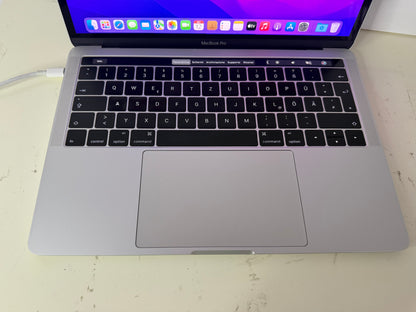 MacBook Pro (Late 2016) [13,3", Intel Core i5 2,9GHz, 8GB RAM, 256GB SSD, Intel Iris Graphics 540, macOS] argento