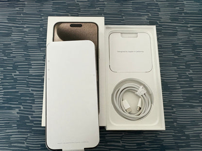 iPhone 15 Pro Max 256GB Titanio Bianco