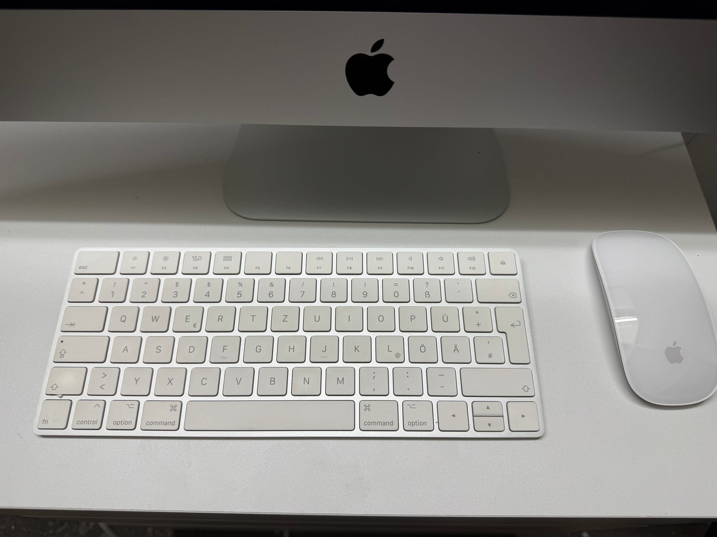 iMac (2019) [27", 5K, Retina, Intel Core i5 3,1GHz, 40GB RAM, 256GB SSD, AMD Radeon Pro 575X, Mac OS] argento