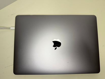 MacBook Pro (2020) [13,3", Touch Bar, Intel Core i5 2,0GHz, 16GB RAM, 1TB SSD, Intel Iris Plus Graphics, macOS] grigio
