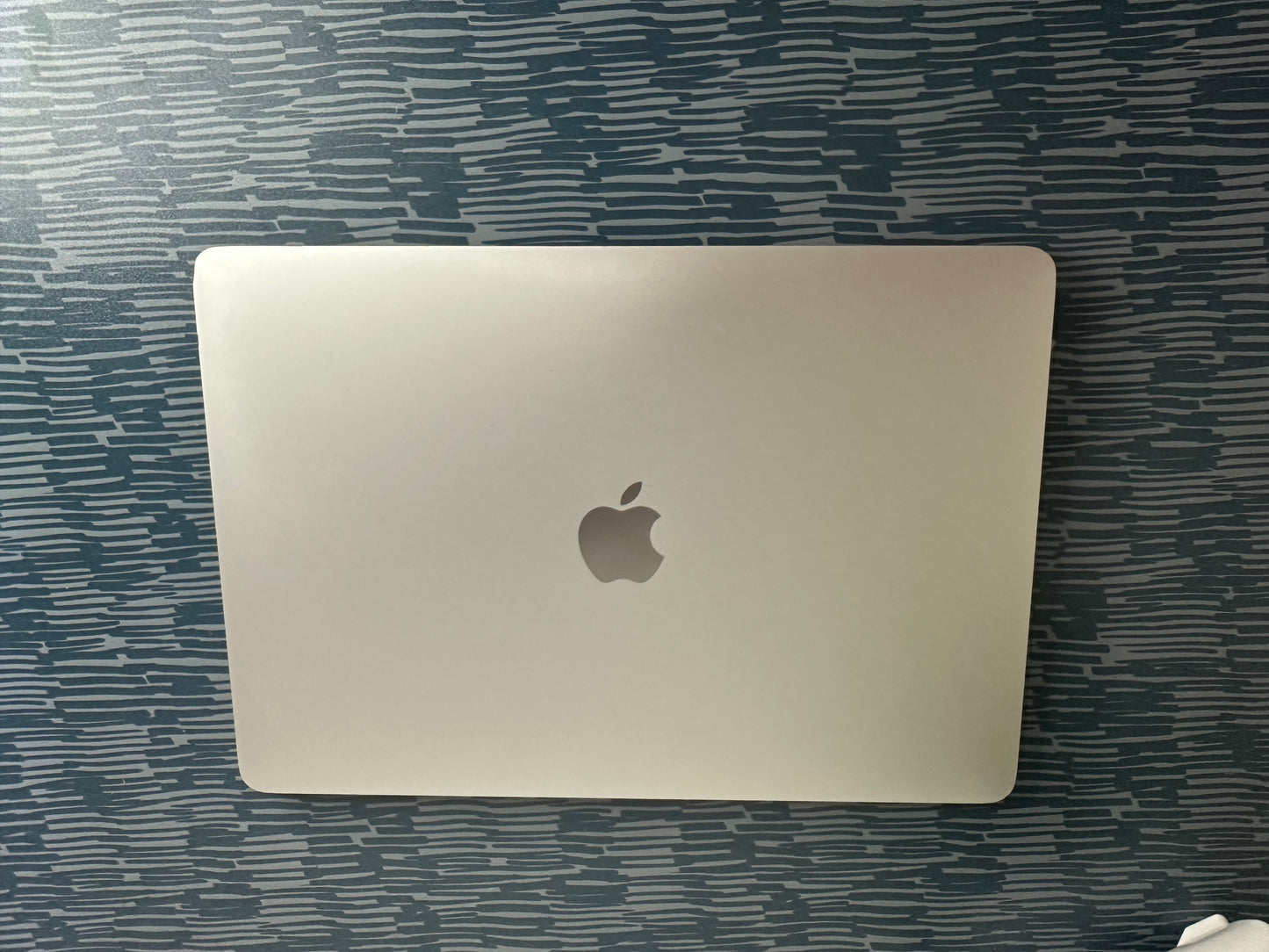 MacBook Pro (2018) [13,3", Touch Bar, Intel Core i5 2,3GHz, 16GB RAM, 512GB SSD, Intel Iris Plus Graphics 655, macOS] grigio