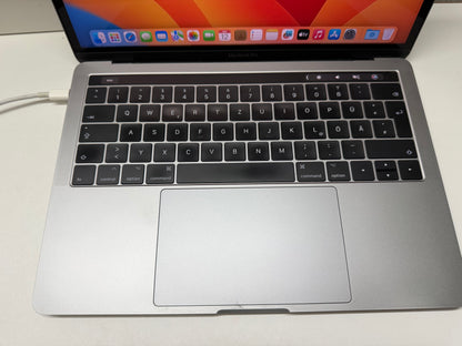 MacBook Pro (2017) [13,3", Intel Core i5 3,1GHz 16GB RAM, 256GB SSD, Intel Iris Plus Graphics 640, macOS] Grigio