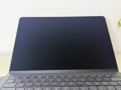 MacBook Air (2022) [13,6" Retina, M2 8 Core 3,2GHz, 8GB RAM, 256GB SSD, 8-CoreGPU, macOS] mezzanotte