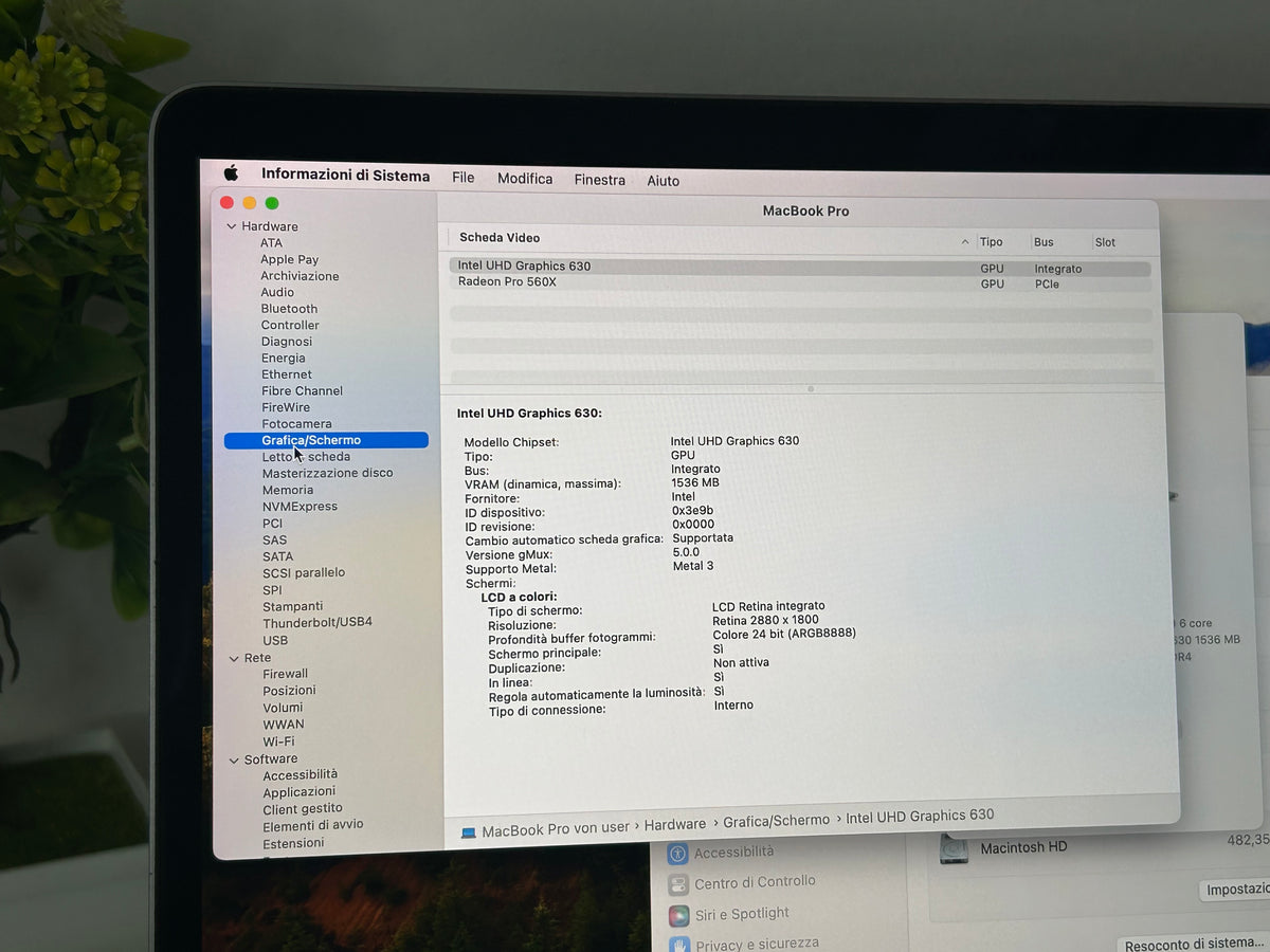 MacBook Pro (2018) [15,4", Touch Bar, Intel Core i9 2,9GHz, 32GB RAM, 512GB SSD, Intel UHD Graphics 630, macOS] grigio