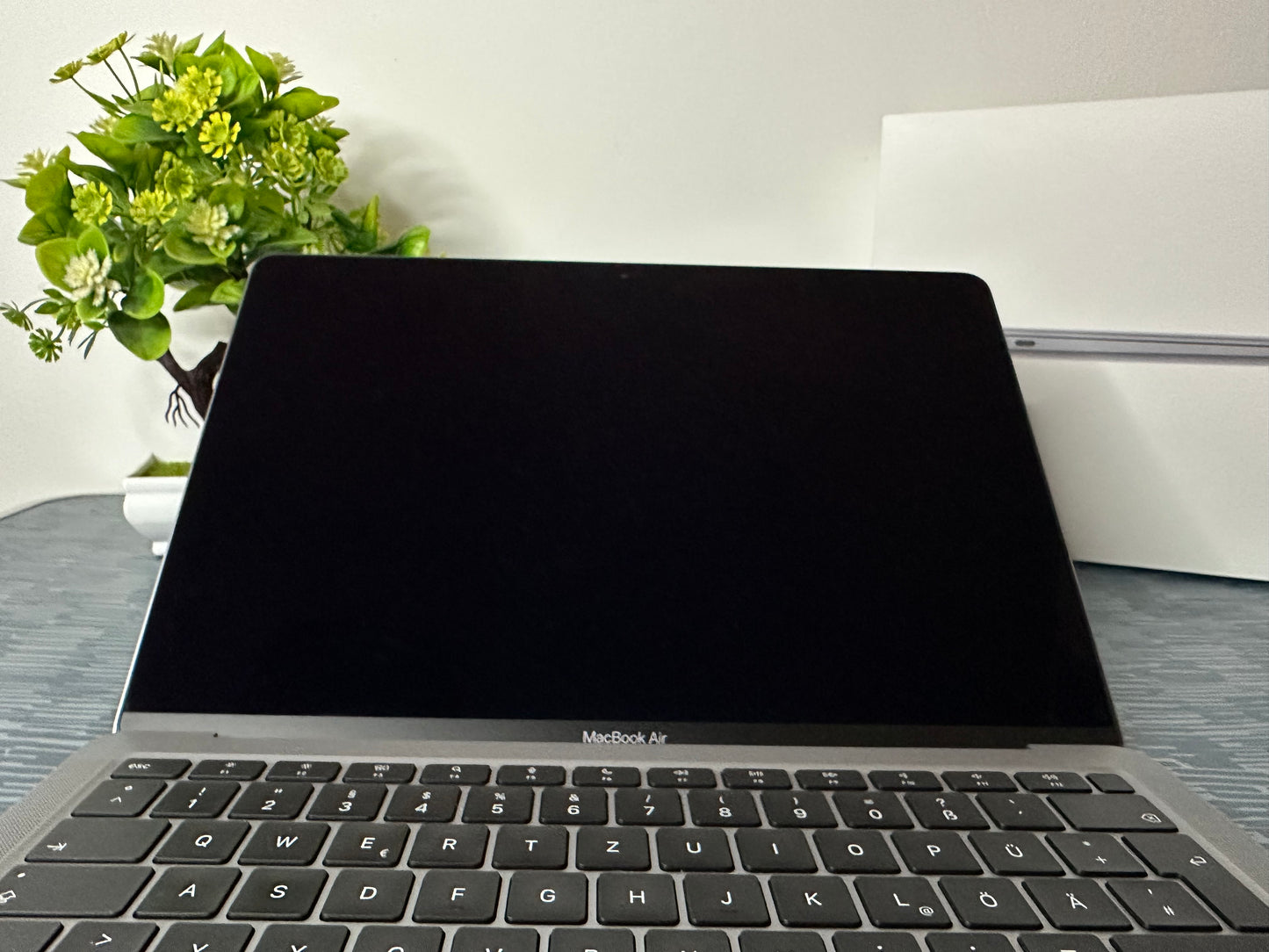 MacBook Air M1 (Late 2020) [13,3", Retina, Apple M1, 16GB RAM, 256GB SSD, Apple 7 Core, macOS] Grigio