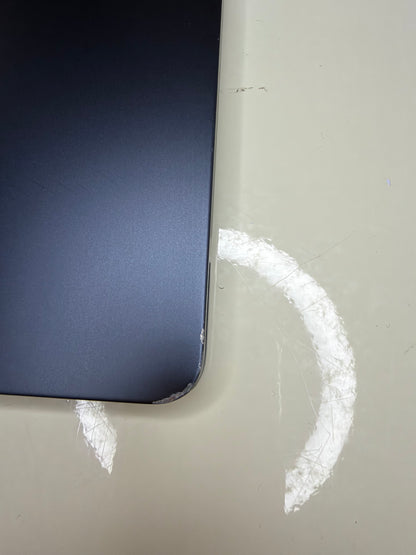 MacBook Air (2024) [13,6'', M3 8-Core, 16GB RAM, 256GB SSD, 8-Core GPU, macOS mezzanotte