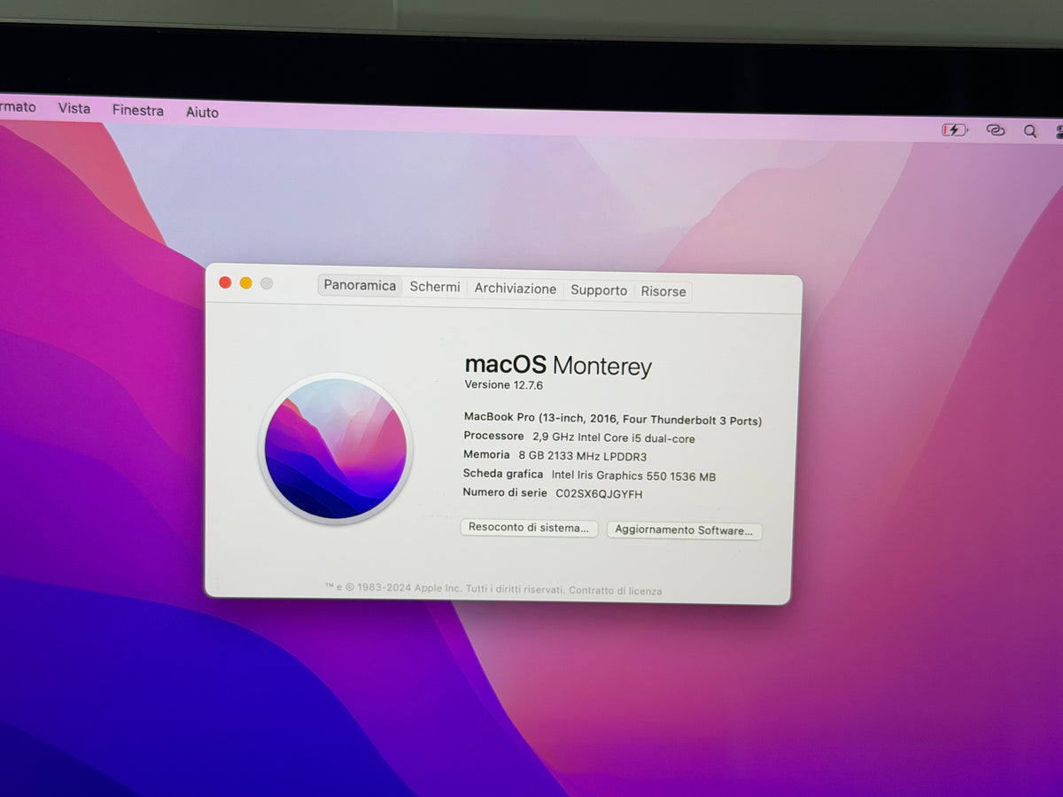 MacBook Pro (Late 2016) [13,3", Intel Core i5 2,9GHz, 8GB RAM, 256GB SSD, Intel Iris Graphics 540, macOS] argento