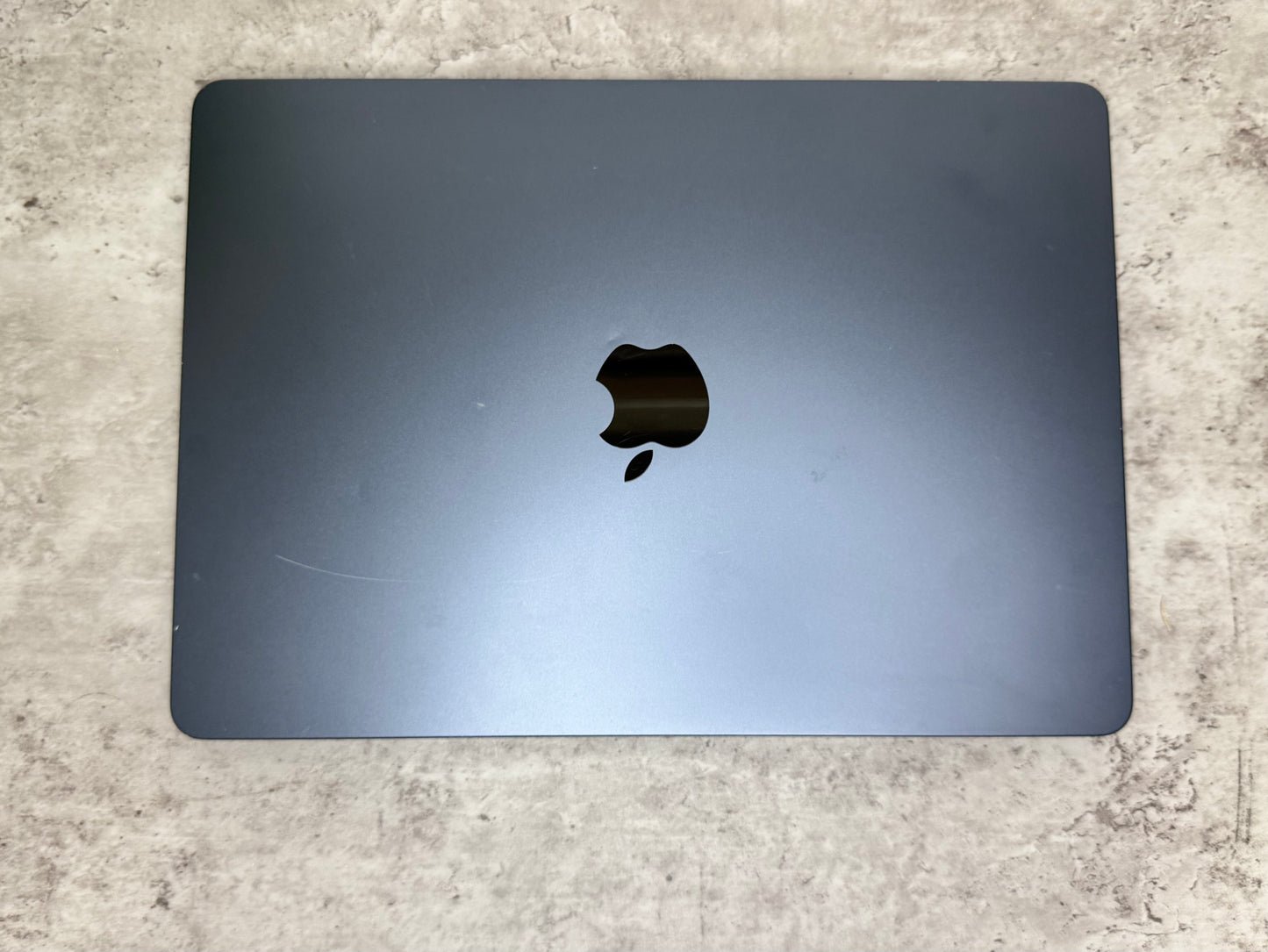 MacBook Air (2022) [13,6" Retina, M2 8 Core 3,2GHz, 16GB RAM, 1TB SSD, 8-CoreGPU, macOS] mezzanotte