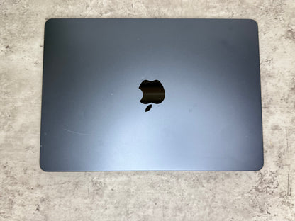 MacBook Air (2022) [13,6" Retina, M2 8 Core 3,2GHz, 16GB RAM, 1TB SSD, 8-CoreGPU, macOS] mezzanotte