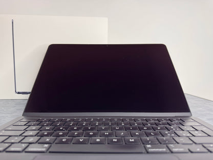 MacBook Air (2022) [13,6" Retina, M2 8 Core 3,2GHz, 8GB RAM, 256GB SSD, 8-CoreGPU, macOS] mezzanotte