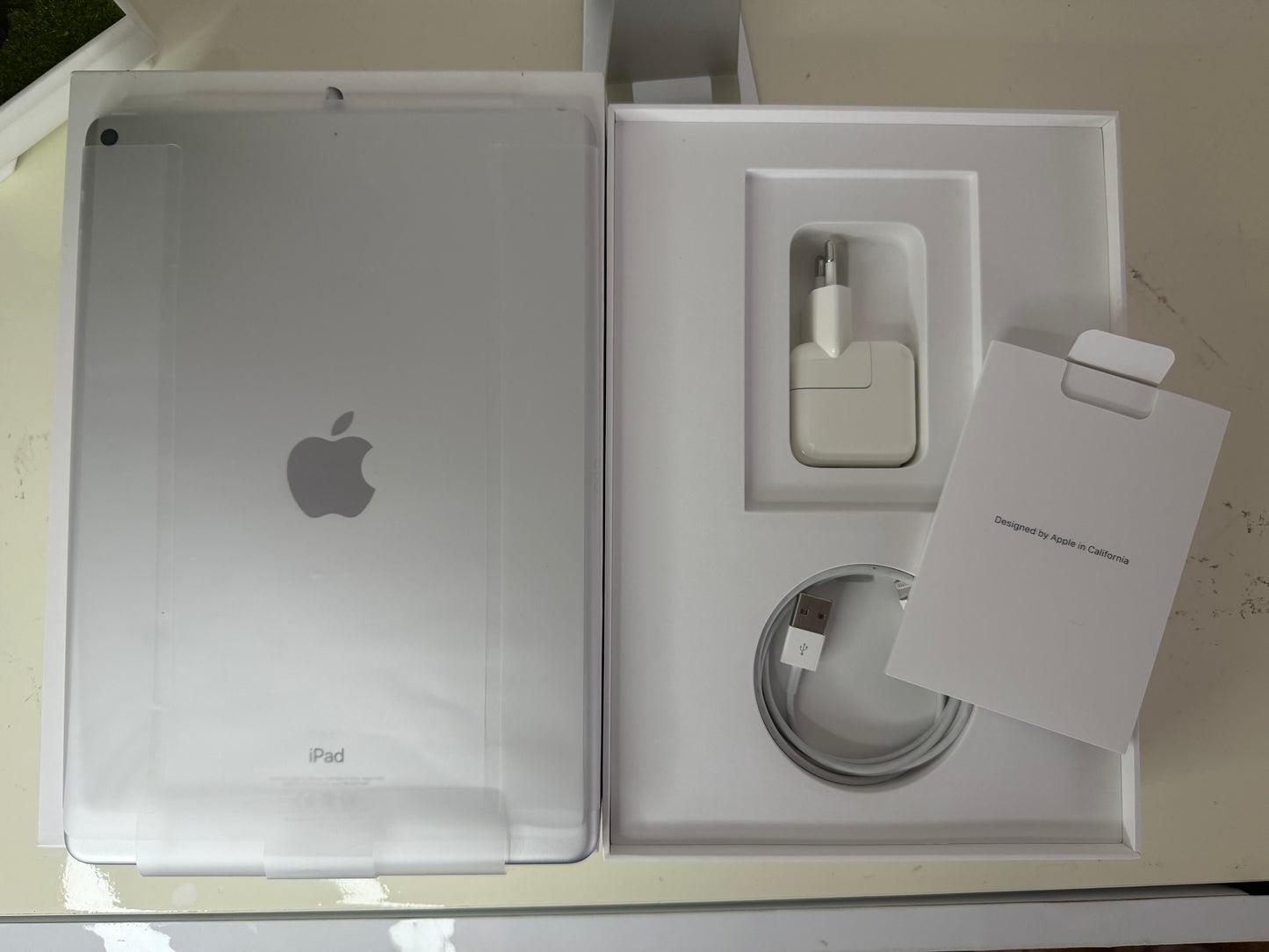 iPad Air 3 (2019) 10.5” 64GB WI-FI Argento