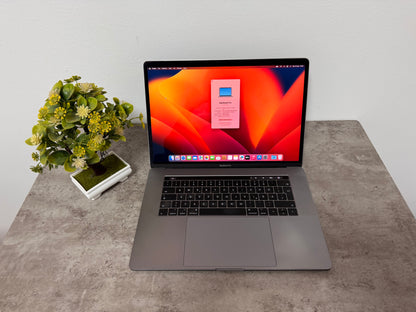 MacBook Pro (2017) [15,4", Touch Bar, Intel Core i7 2,9GHz, 16GB RAM, 512GB SSD, AMD Radeon Pro 560, macOS] grigio