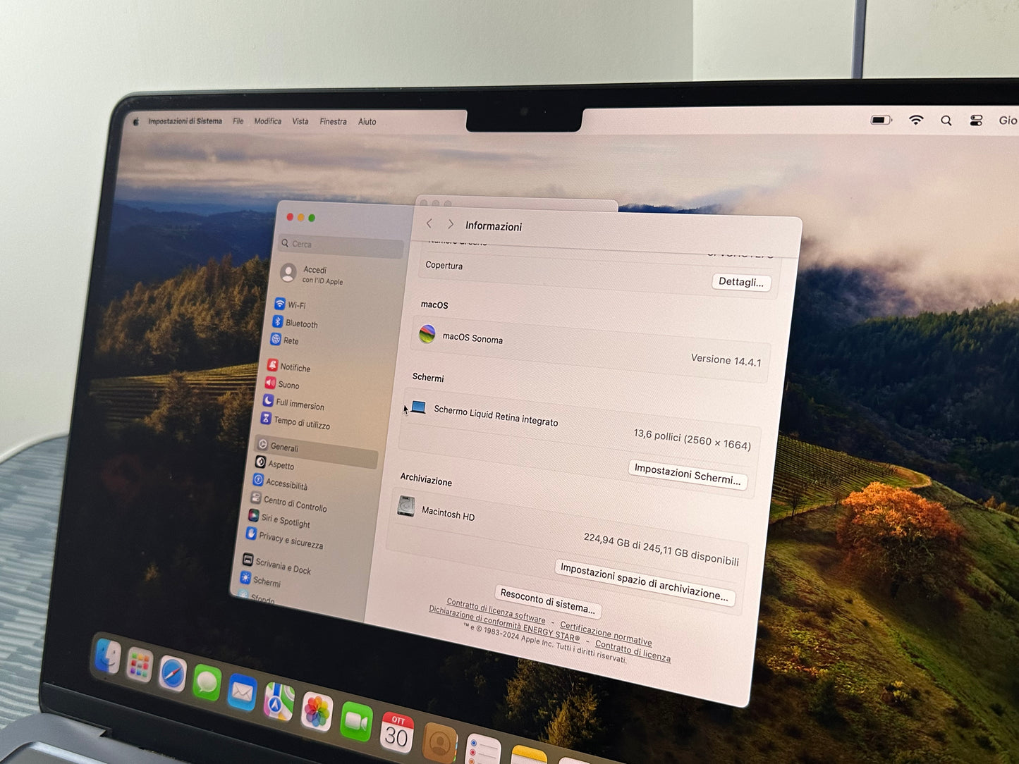 MacBook Air (2022) [13,6" Retina, M2 8 Core 3,2GHz, 8GB RAM, 256GB SSD, 8-CoreGPU, macOS] mezzanotte