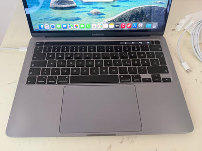 MacBook Pro (2020) [13,3", Touch Bar, Intel Core i7 2,3GHz, 16GB RAM, 512GB SSD, Intel Iris Plus Graphics, macOS] Grigio