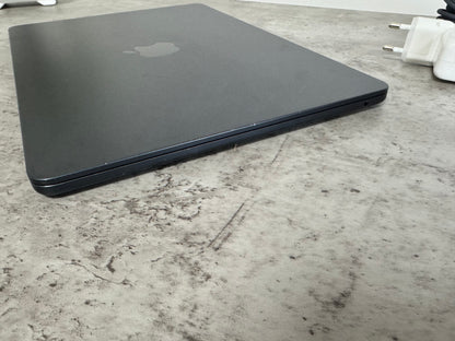 MacBook Air (2022) [13,6" Retina, M2 8 Core 3,2GHz, 16GB RAM, 1TB SSD, 8-CoreGPU, macOS] mezzanotte