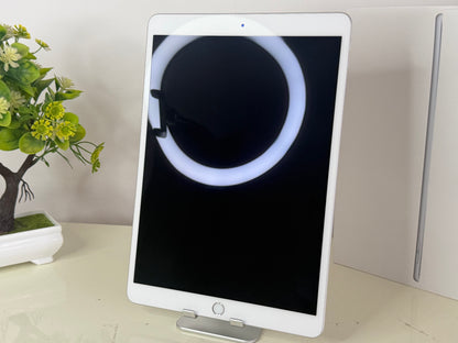 iPad Air 3 (2019) 10.5” 64GB WI-FI Argento